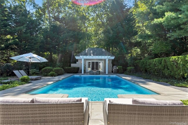 Photo - 170 Northside Dr