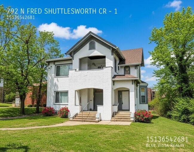 Building Photo - 792 N Fred Shuttlesworth Cir Unit 1
