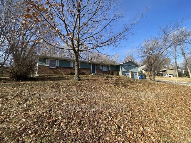 Photo - 1913 Jenny Wren Rd