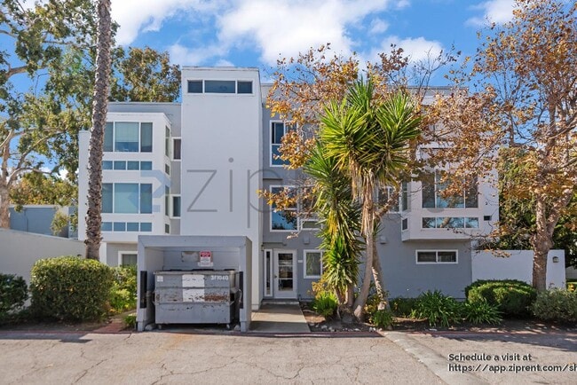 Building Photo - 1041 Shell Blvd