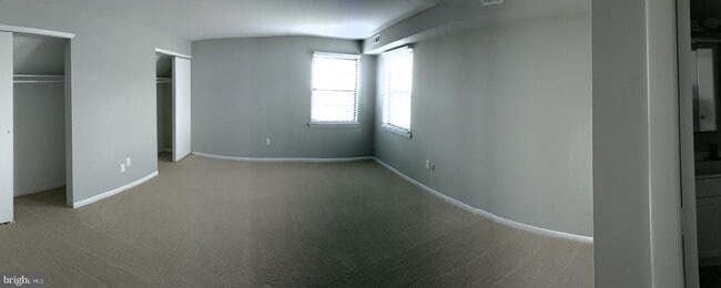 Photo - 406B Willow Turn