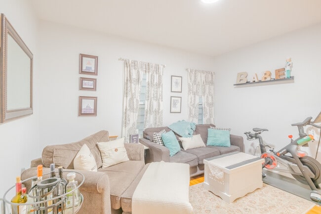 219 Bennington St Unit 3