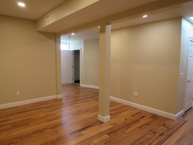 Photo - 136 Inman St Unidad 1