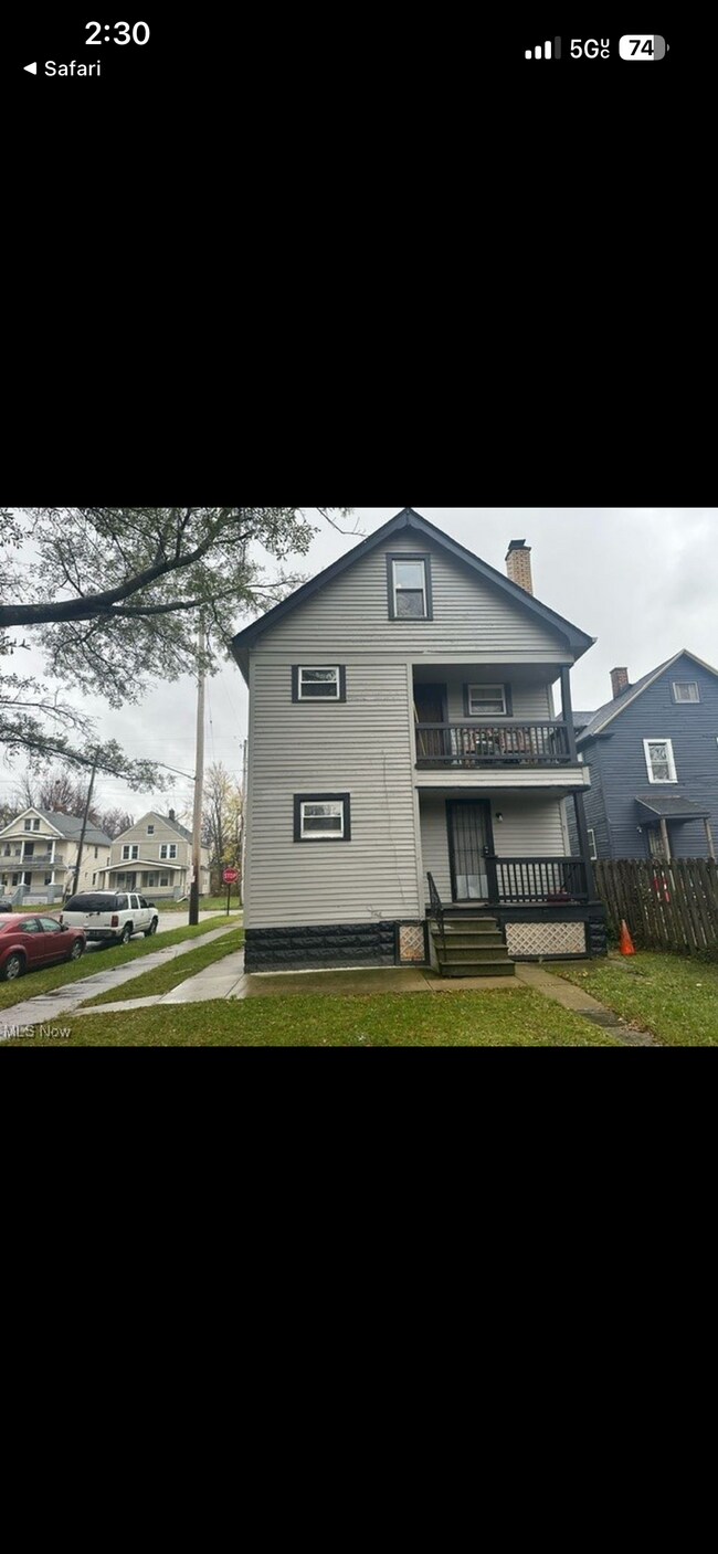 12021 Forest Ave Unit 2st Floor