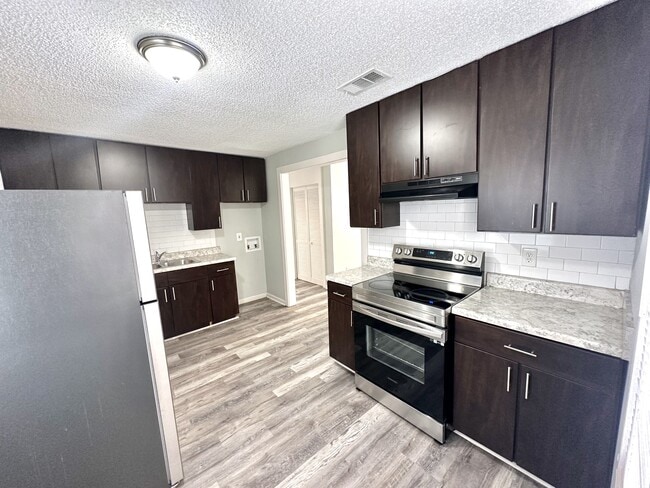 Photo - 1424 33rd St Ensley