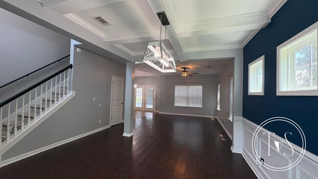 Photo - 63 Francis Marion Wy