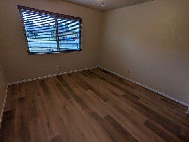 Photo - 1404 W Cambridge Ave