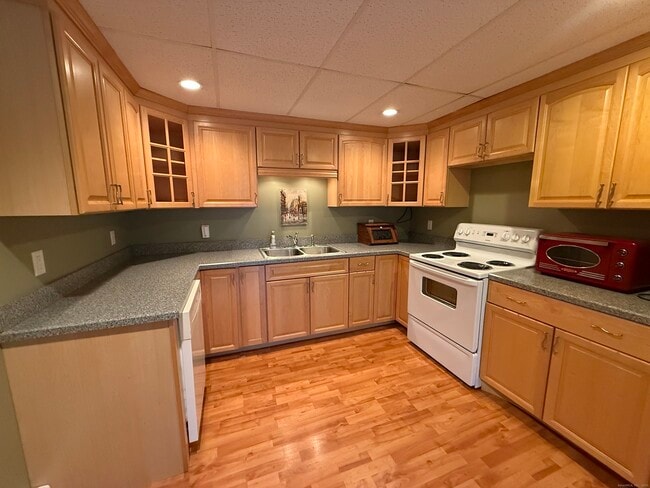 Photo - 36 Rock Brook Rd