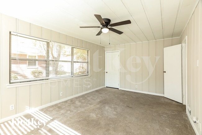 Photo - 3364 Valley Park Dr