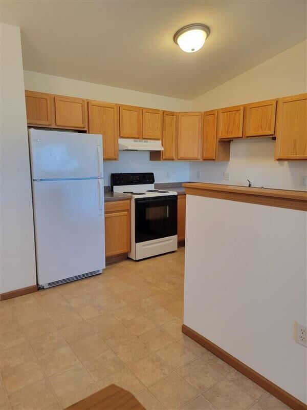 Stonefield Apartments Mauston, WI