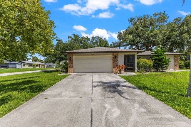 Photo - South Venice Annual Pool Home for Rent