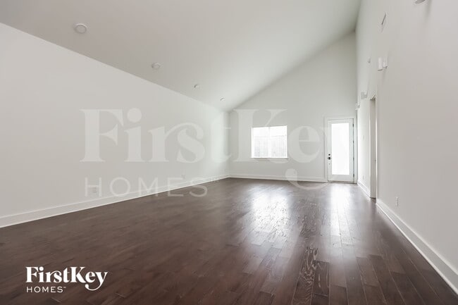 Photo - 109 Clubhouse Bay