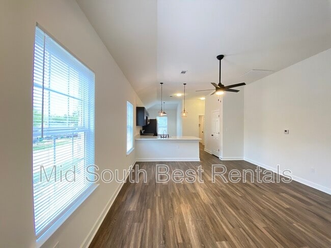 Photo - 2101 S Ringo St