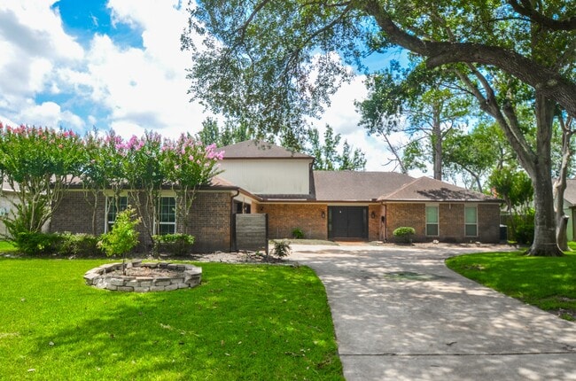 Building Photo - 2103 Winged Foot Dr Rental