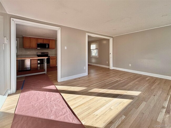 Photo - 19 Crosmour Rd