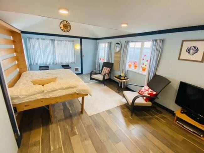 Photo - 7525 Morrison Ave