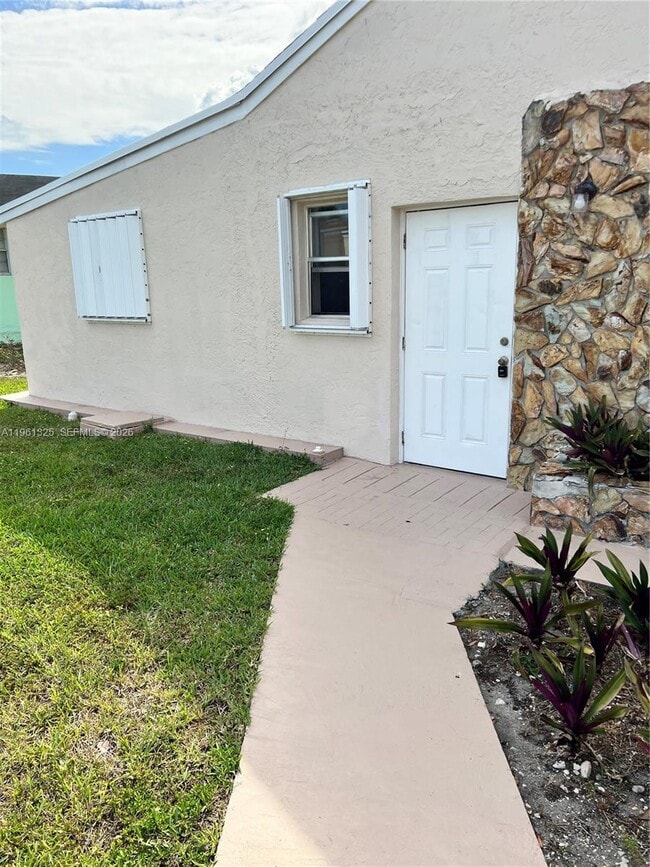 Photo - 410 N 58th Ave Unidad 410N