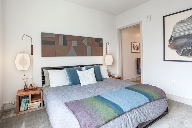 MacArthur Commons Apartments For Rent in Oakland, CA