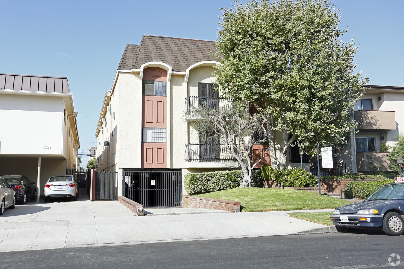 Photo - 3717 Vinton Ave Apartments