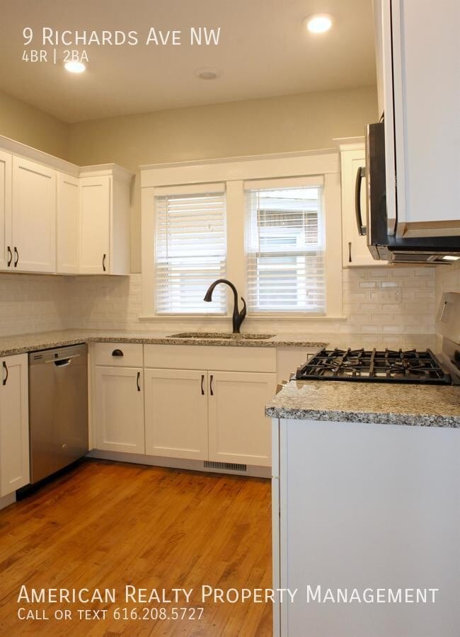 Photo - 9 Richards Ave NW