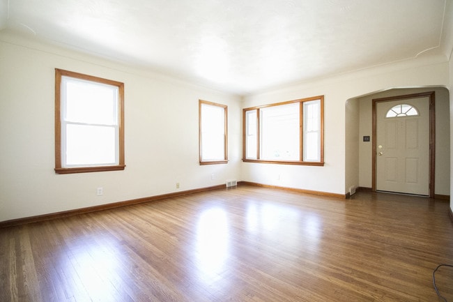 Photo - 2133 Dority Rd