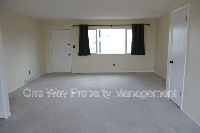 Photo - 901 Elm St