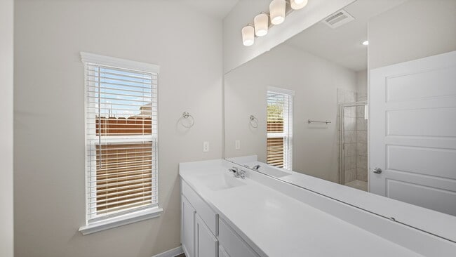 Photo - 13304 Nabob Dr