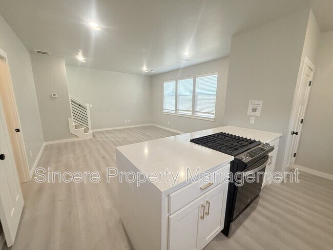 Photo - 2008 NW 27th St Unit #D