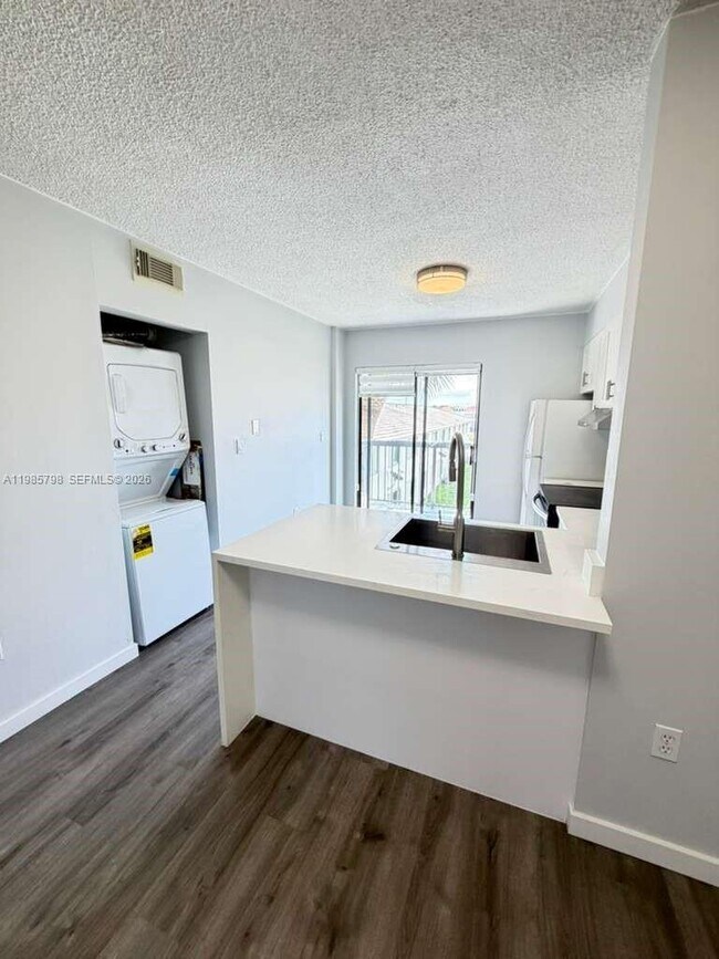 Photo - 5290 W 21st Ct Unit 301