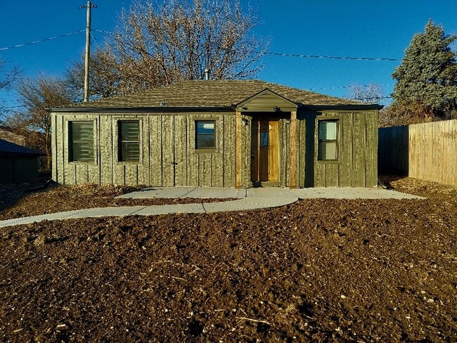 Building Photo - 5818 Weir St