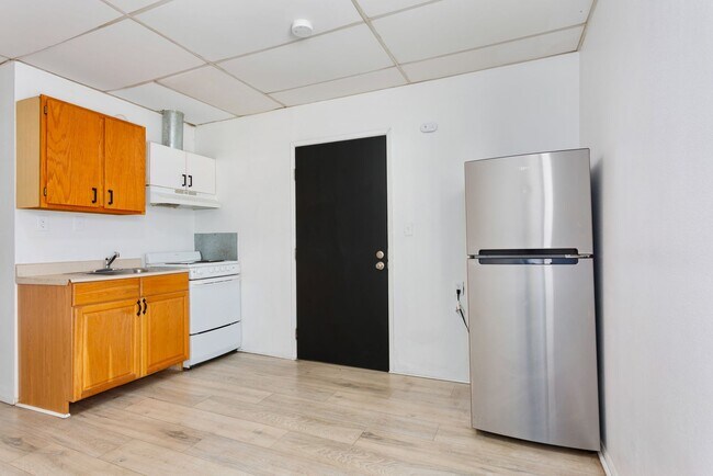 Photo - 5420 S Tacoma Way Unit 6