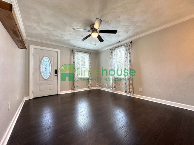 Photo - 809 Cambridge Ave