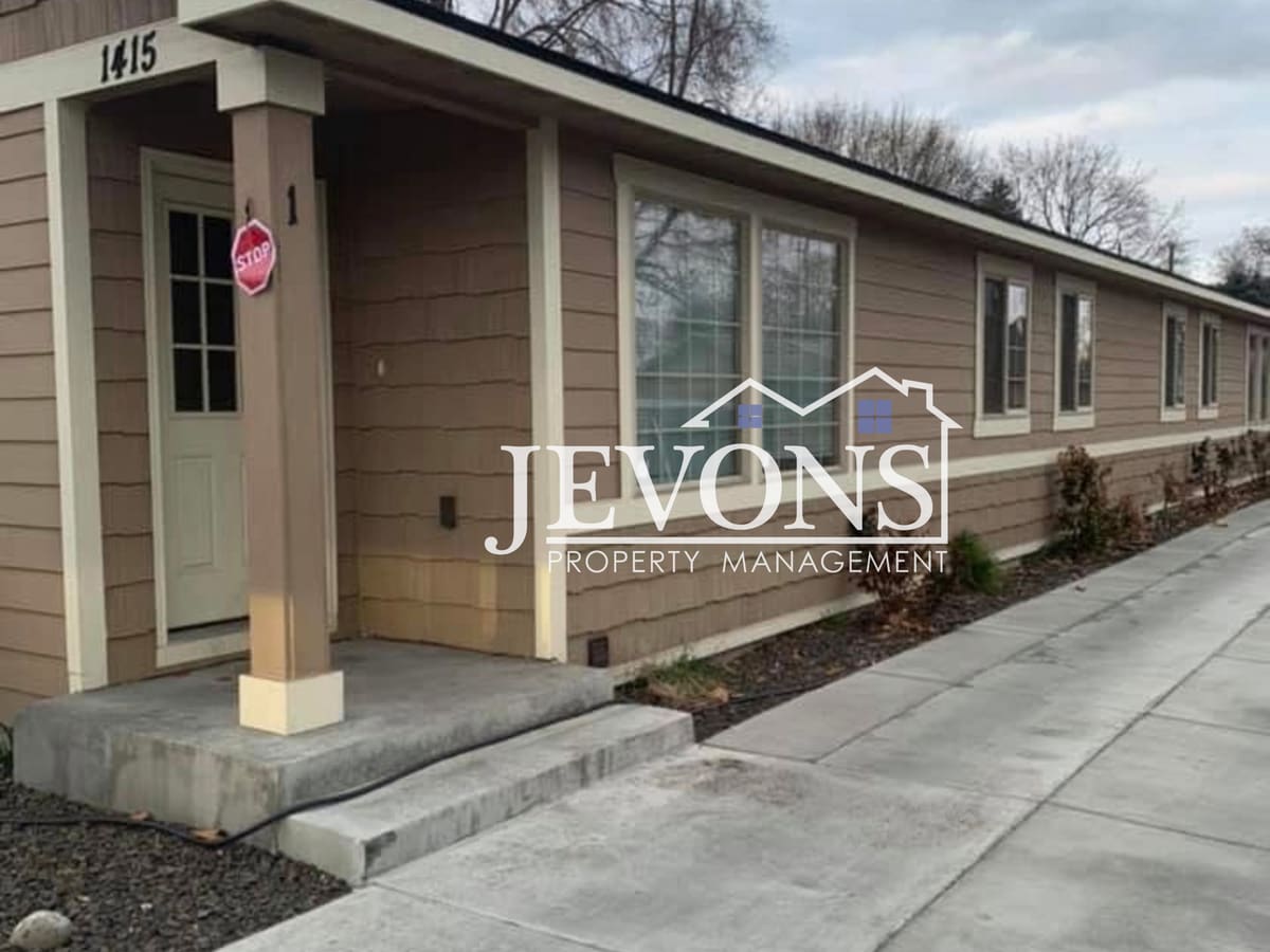 Photo - 1415 S 16th Ave Unit 2