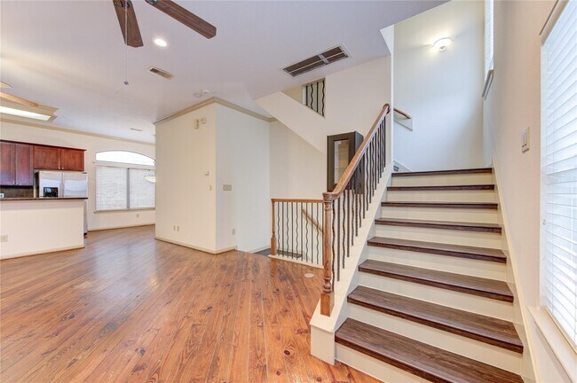 Photo - 1622 Hadley St