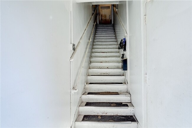 Photo - 90 Henrietta St