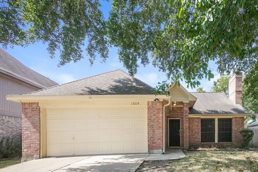 17219 Harmony Hill Dr