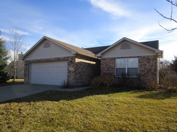 Photo - 917 Barnwell Way