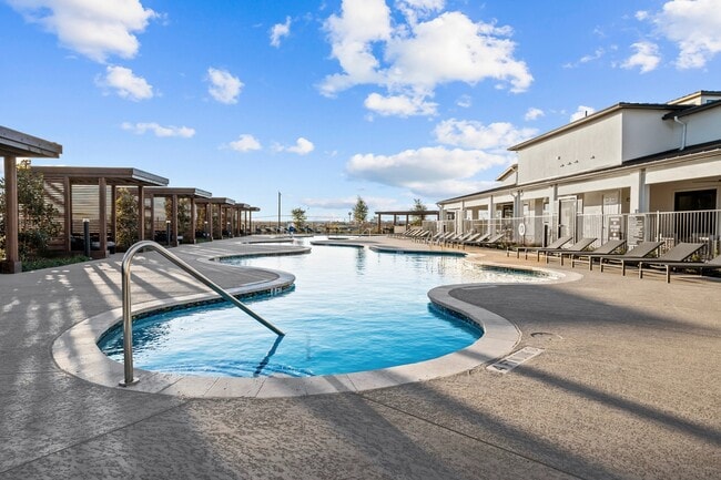 Photo - Mansions of Buda