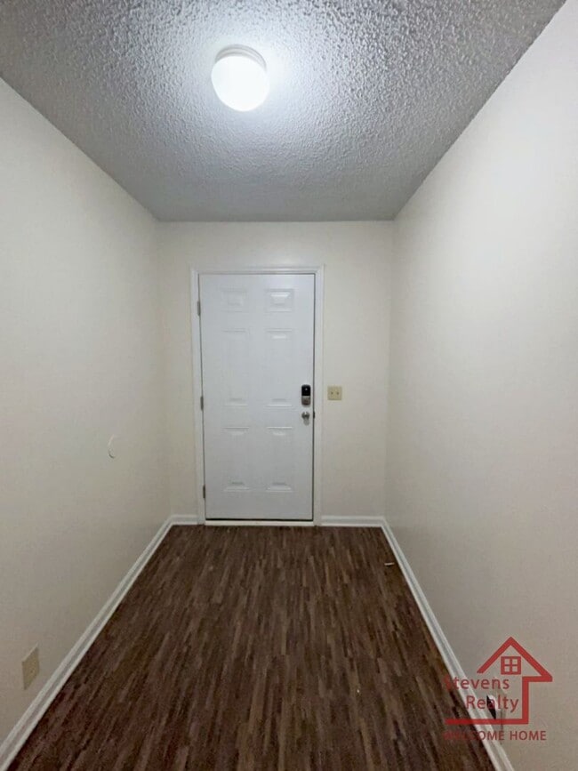 Photo - 419 Oriole Dr