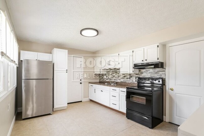 Photo - 1154 Miller Ave