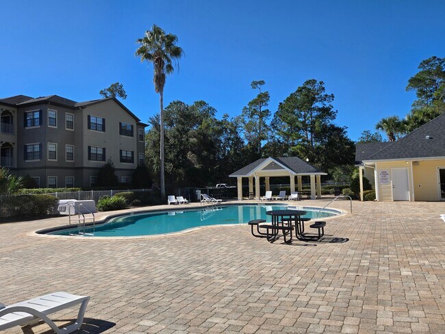 Photo - 1 Bed / 1.5 Bath – Magnolia Place