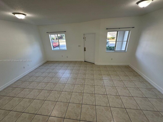 Photo - 1712 SE 31st Ct