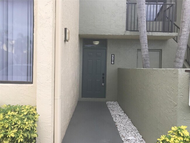 Photo - 9576 SW 1st Ct Unit 9-F