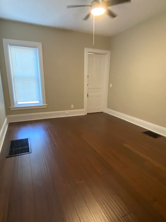 Photo - 53 Elmwood Ave Unit 2