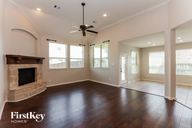 Photo - 2 Bellshill Cir