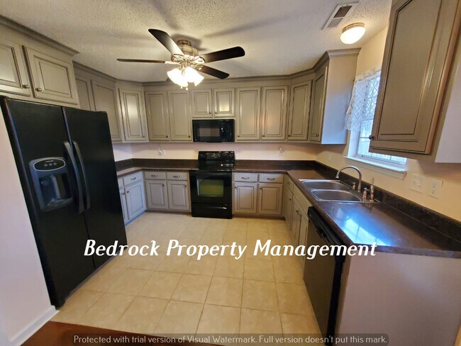 Photo - 110 Fernwood Cir