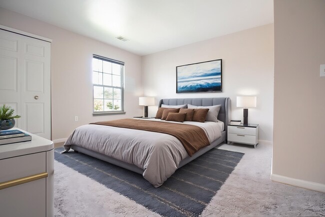 Photo - Silver Creek Apartments