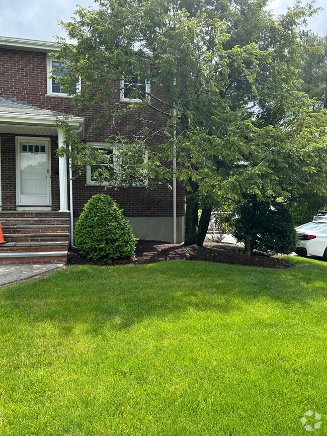 Building Photo - 1764 Wedgewood Cmn Rental