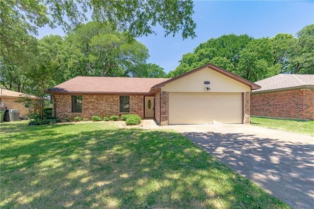Building Photo - 6929 Briardale Dr Rental