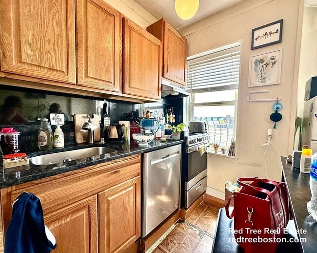 Unit 18 - 106 Myrtle St Unit 18